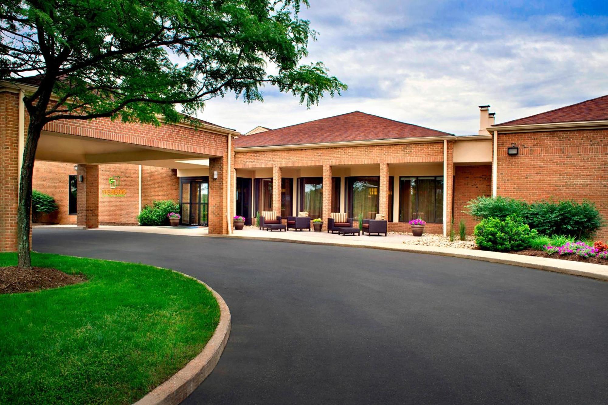 Courtyard By Marriott Hartford Windsor Airport Hotel Exterior foto